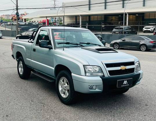 CHEVROLET S10 2.4 MPFI ADVANTAGE 4X2 CS 8V FLEX 2P MANUAL CHEVROLET S10 2.4 MPFI ADVANTAGE 4X2 CS 8V FLEX 2P MANUAL